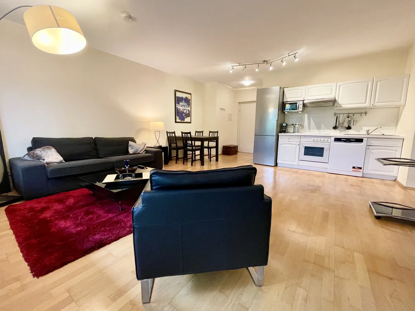 2 Zimmer Wohnung mit 56 m² in Düsseldorf – Bild 4