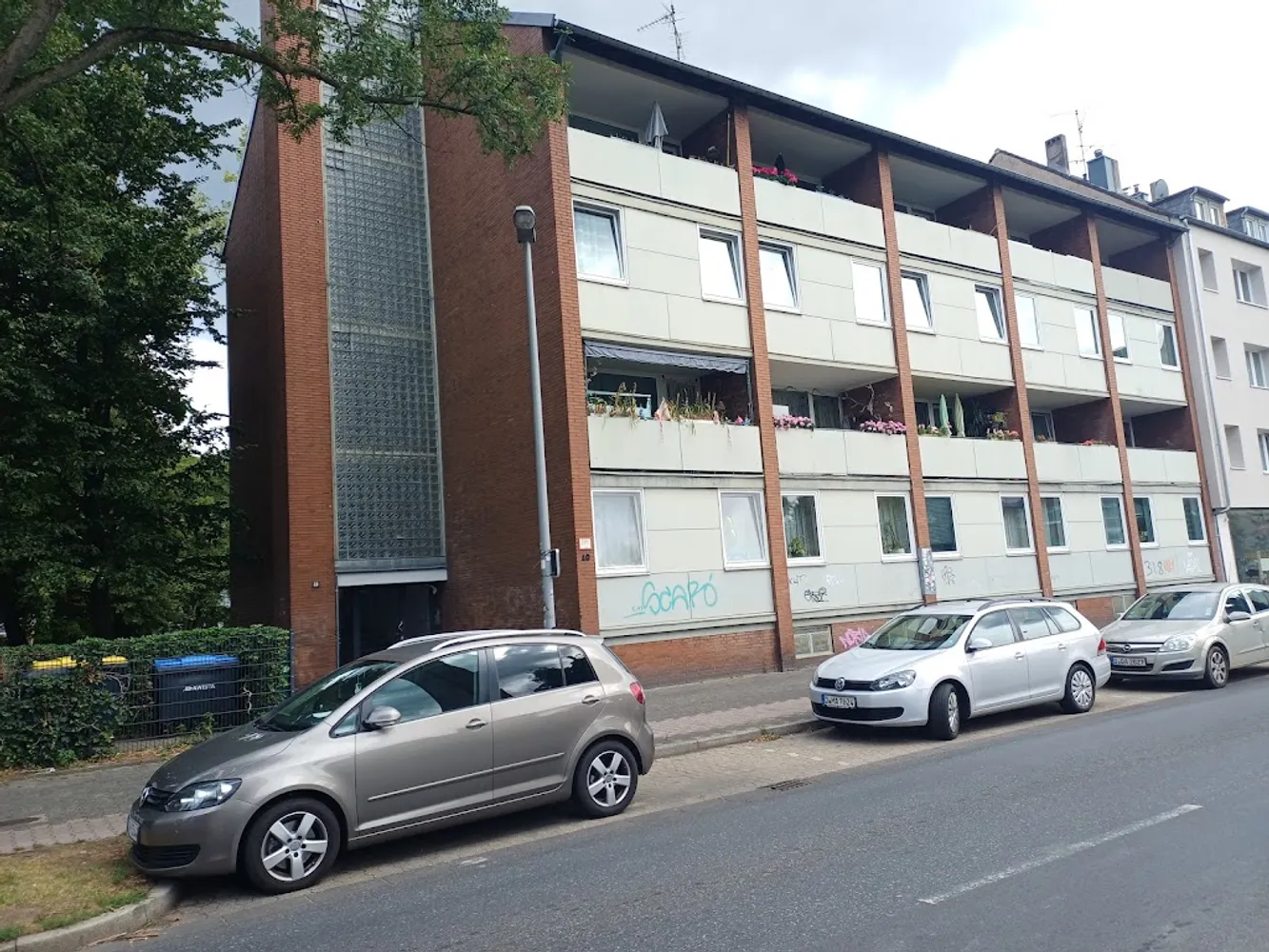 4 Zimmer Wohnung mit 85 m² in Düsseldorf – Bild 1