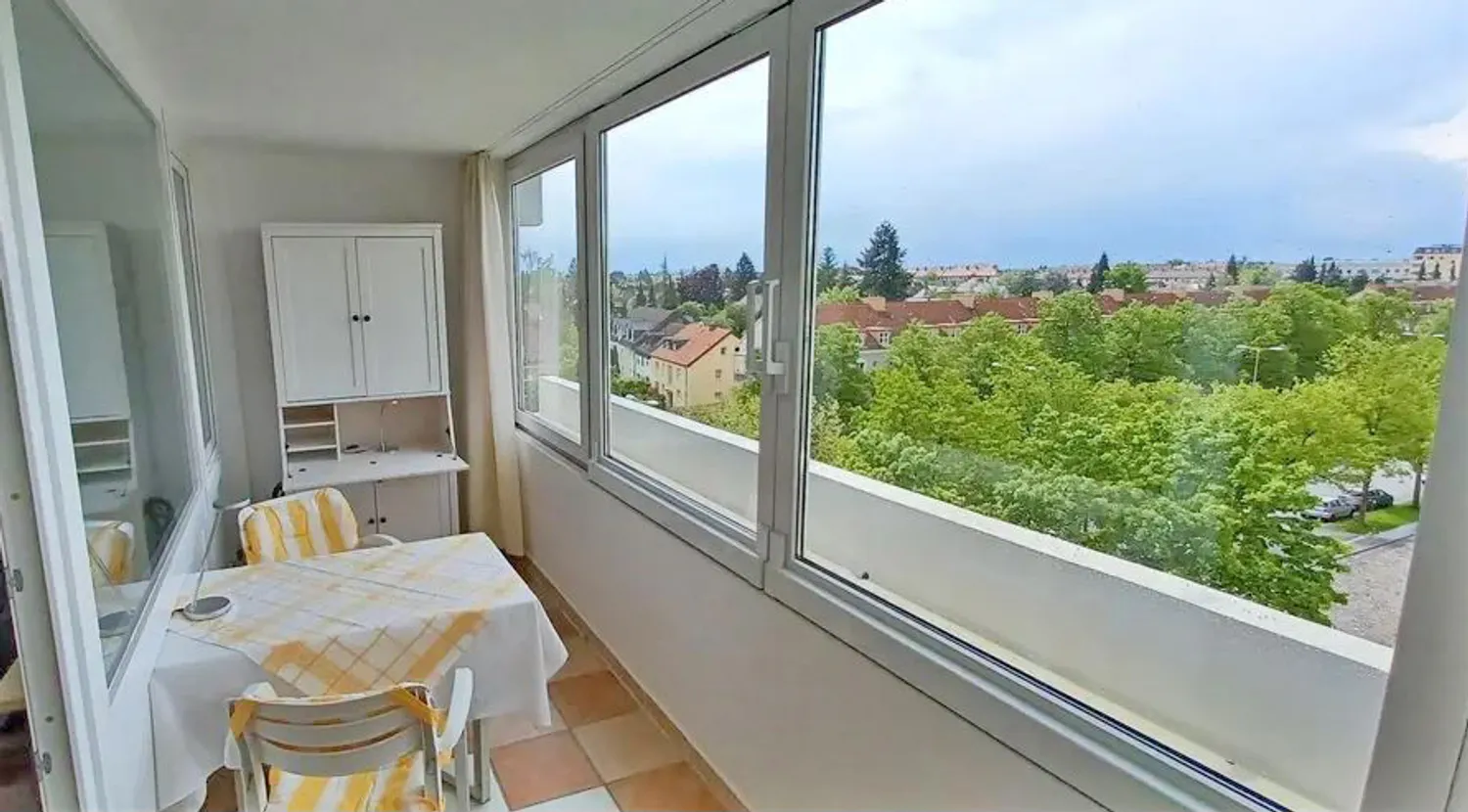 2 Zimmer Wohnung mit 60 m² in München – Bild 3