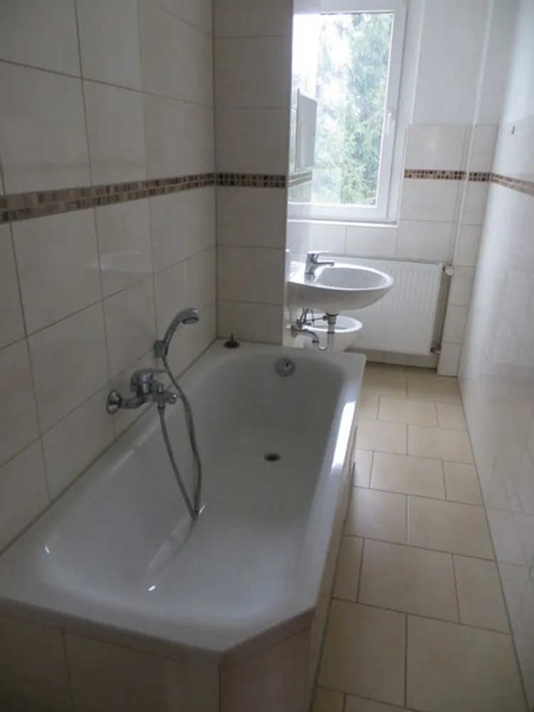 3 Zimmer Wohnung mit 57 m² in Naumburg (Saale) – Bild 4