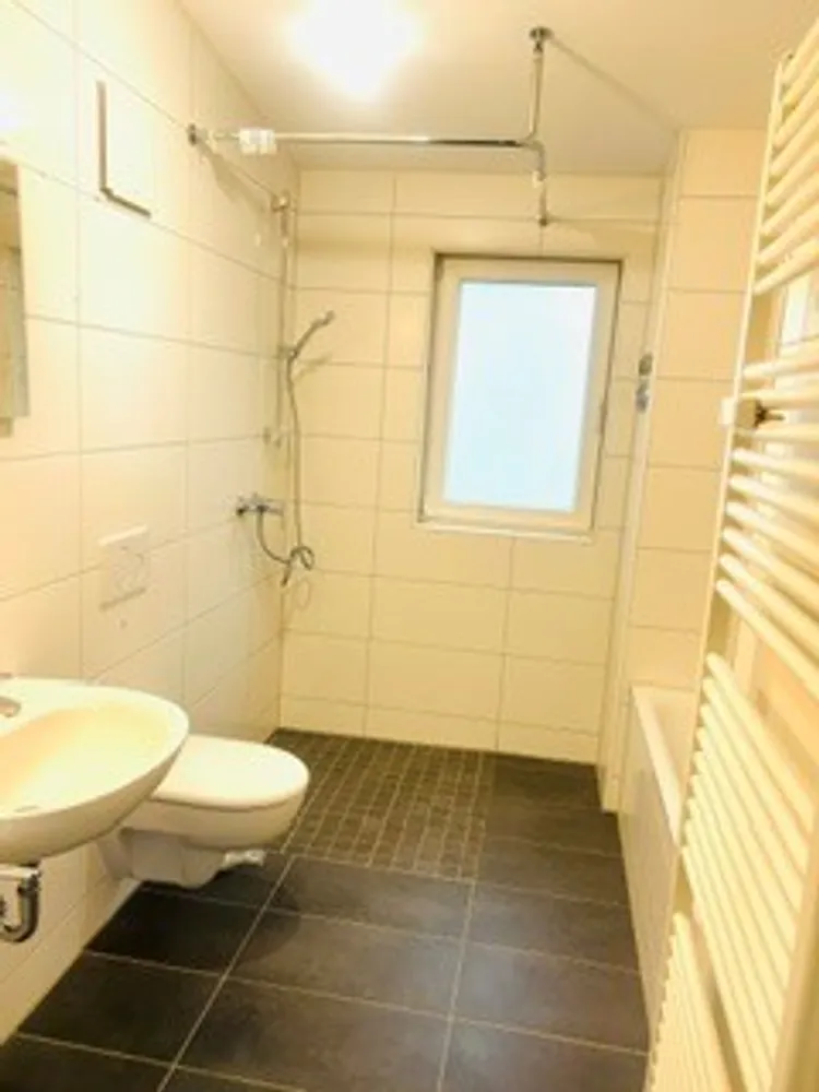4 Zimmer Wohnung mit 95 m² in Nürnberg – Bild 4