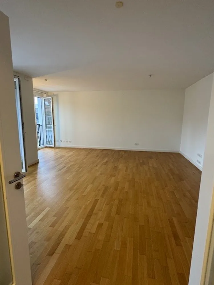 3 Zimmer Wohnung mit 72 m² in Düsseldorf – Bild 2