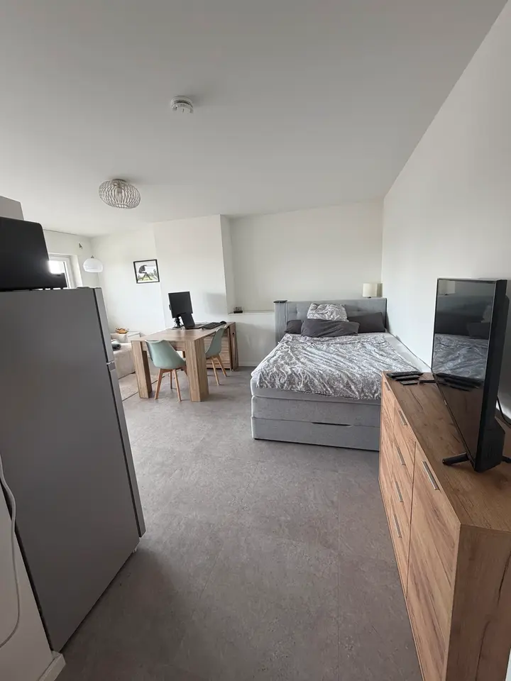 Studio with 45 m² in Cologne – Photo 7