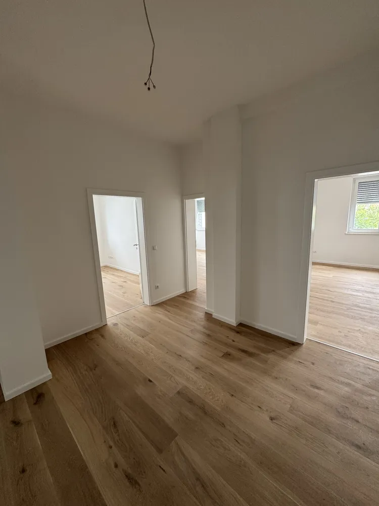 3 Zimmer Wohnung mit 103 m² in Frankfurt am Main – Bild 3