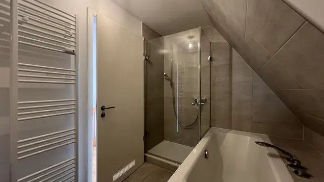 4 Zimmer Wohnung mit 107 m² in Berlin – Bild 7