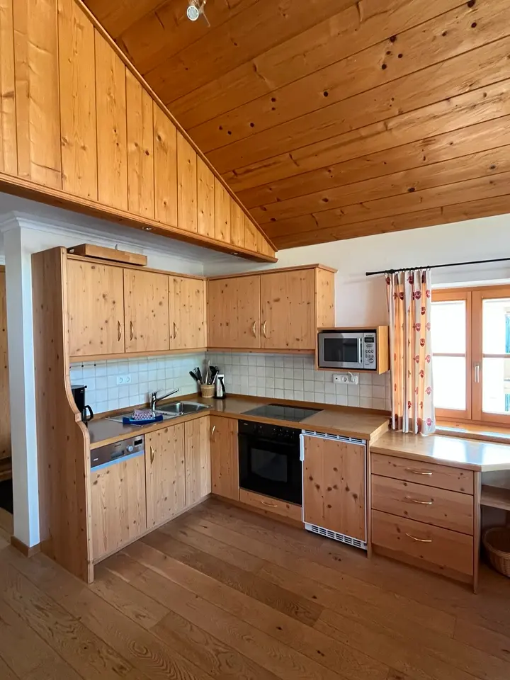 4 Zimmer Wohnung mit 105 m² in Traunstein – Bild 6
