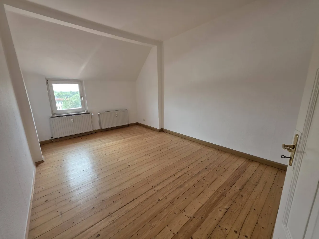 3 Zimmer Wohnung mit 100 m² in Leipzig – Bild 4