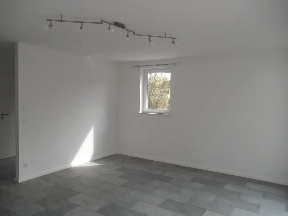 7 Zimmer Haus mit 172 m² in Herrenberg – Bild 1