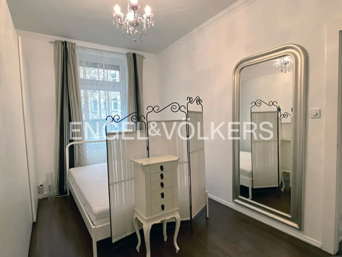 2 room apartment with 50 m² in Frankfurt am Main – Photo 1