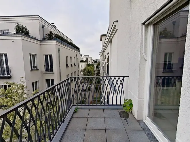 2 Zimmer Wohnung mit 92 m² in Düsseldorf – Bild 10