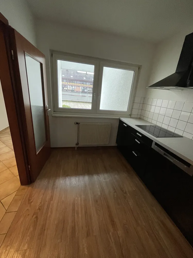 6 Zimmer Wohnung mit 139 m² in Ludwigshafen am Rhein – Bild 8