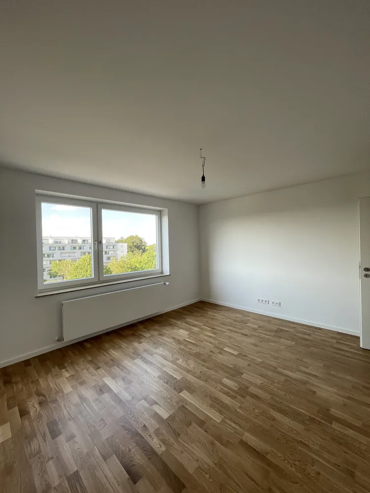 2 Zimmer Wohnung mit 67 m² in München – Bild 2