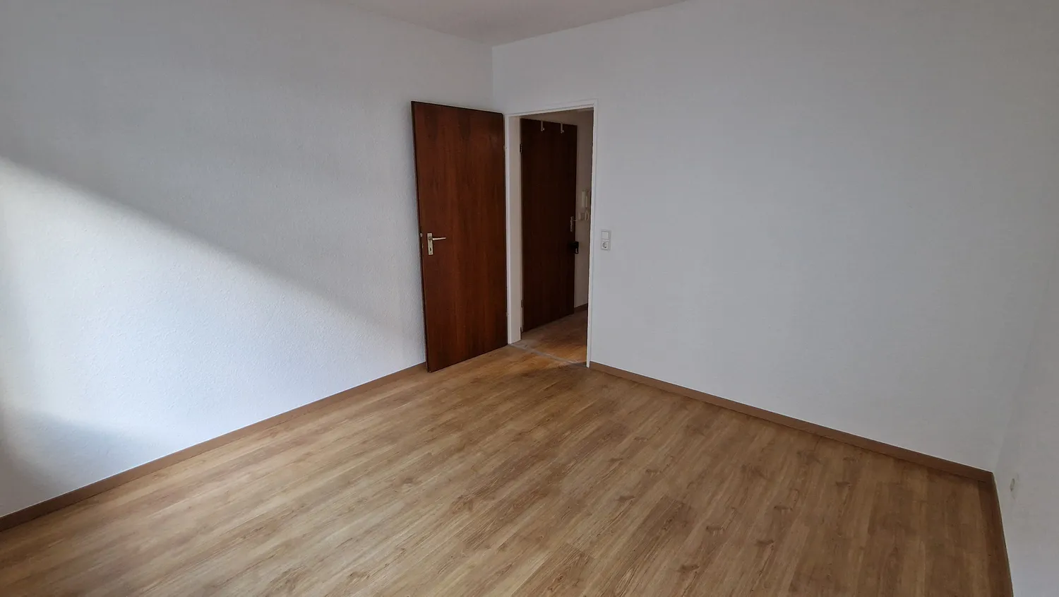 2 Zimmer Wohnung mit 48 m² in Neuss – Bild 3