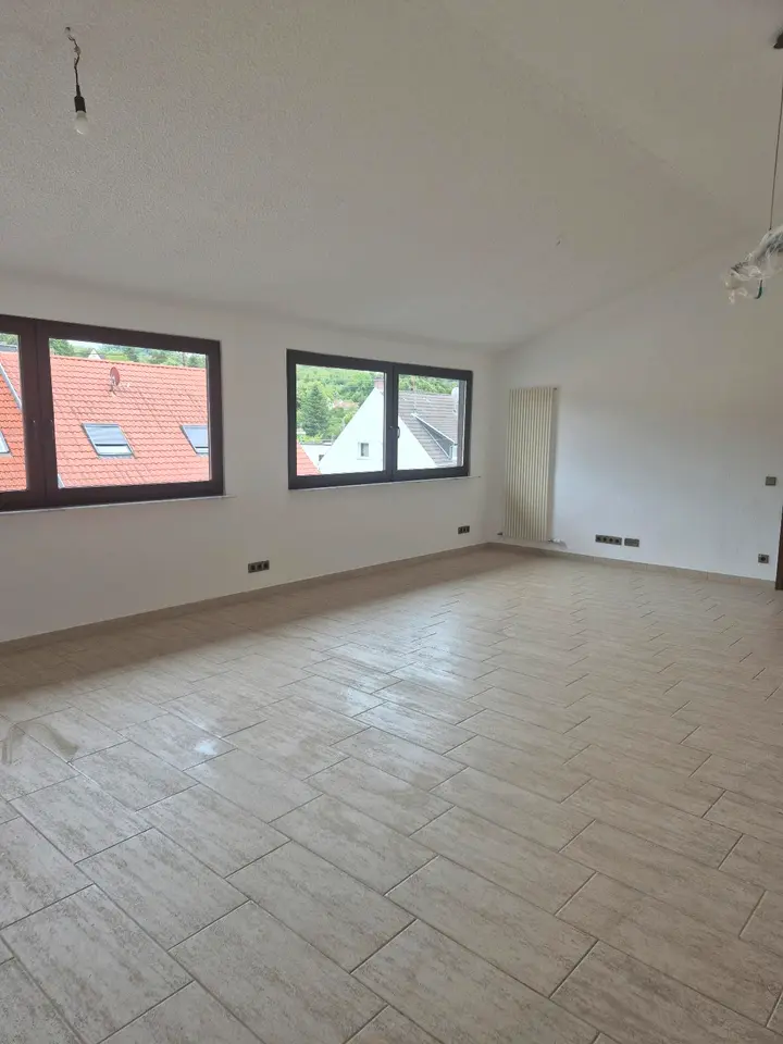 4 Zimmer Wohnung mit 100 m² in Saarbrücken – Bild 2
