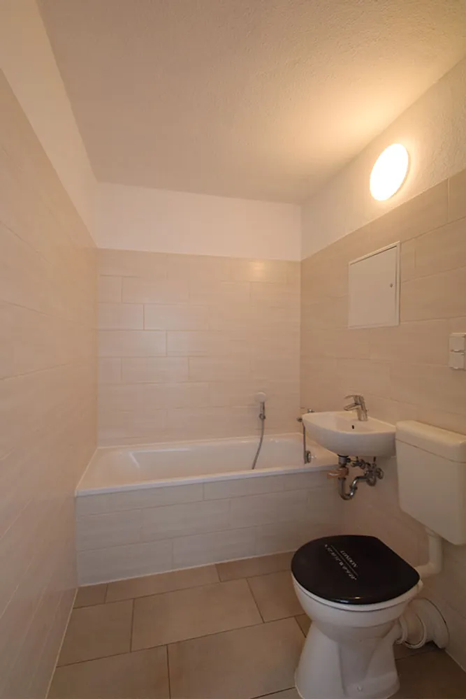 1 Zimmer Wohnung mit 31 m² in Halle (Saale) – Bild 3