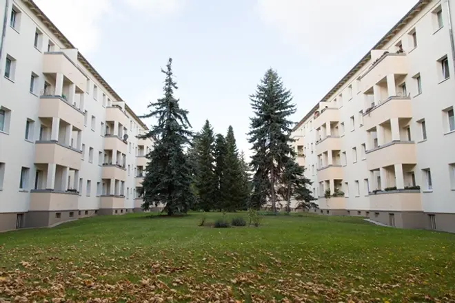 2 Zimmer Wohnung mit 54 m² in Berlin – Bild 1