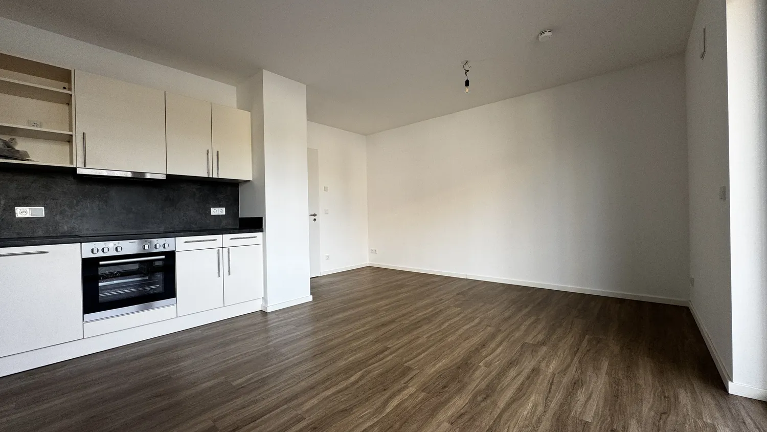 1 room apartment with 40 m² in Berlin – Photo 3