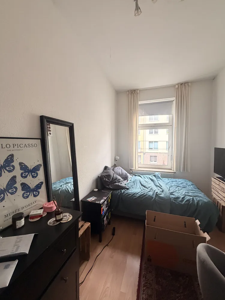 4 Zimmer Wohnung mit 95 m² in Düsseldorf – Bild 4