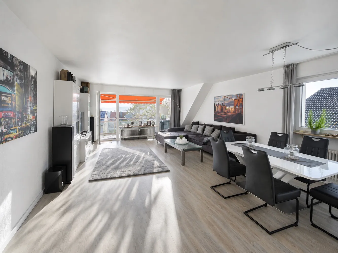 2 Zimmer Wohnung mit 92 m² in Essen – Bild 2