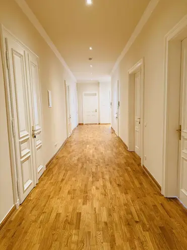 6 Zimmer Wohnung mit 264 m² in Leipzig – Bild 9