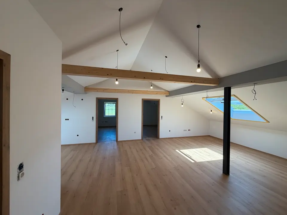 4 Zimmer Wohnung mit 95 m² in Deggendorf – Bild 2