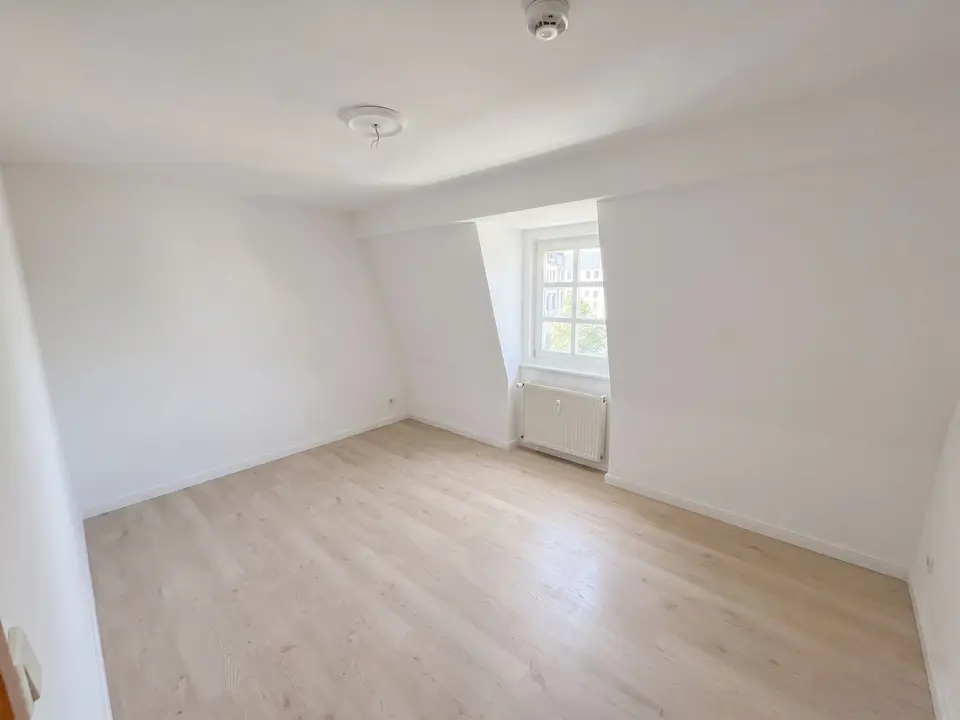 3 Zimmer Wohnung mit 86 m² in Erfurt – Bild 4