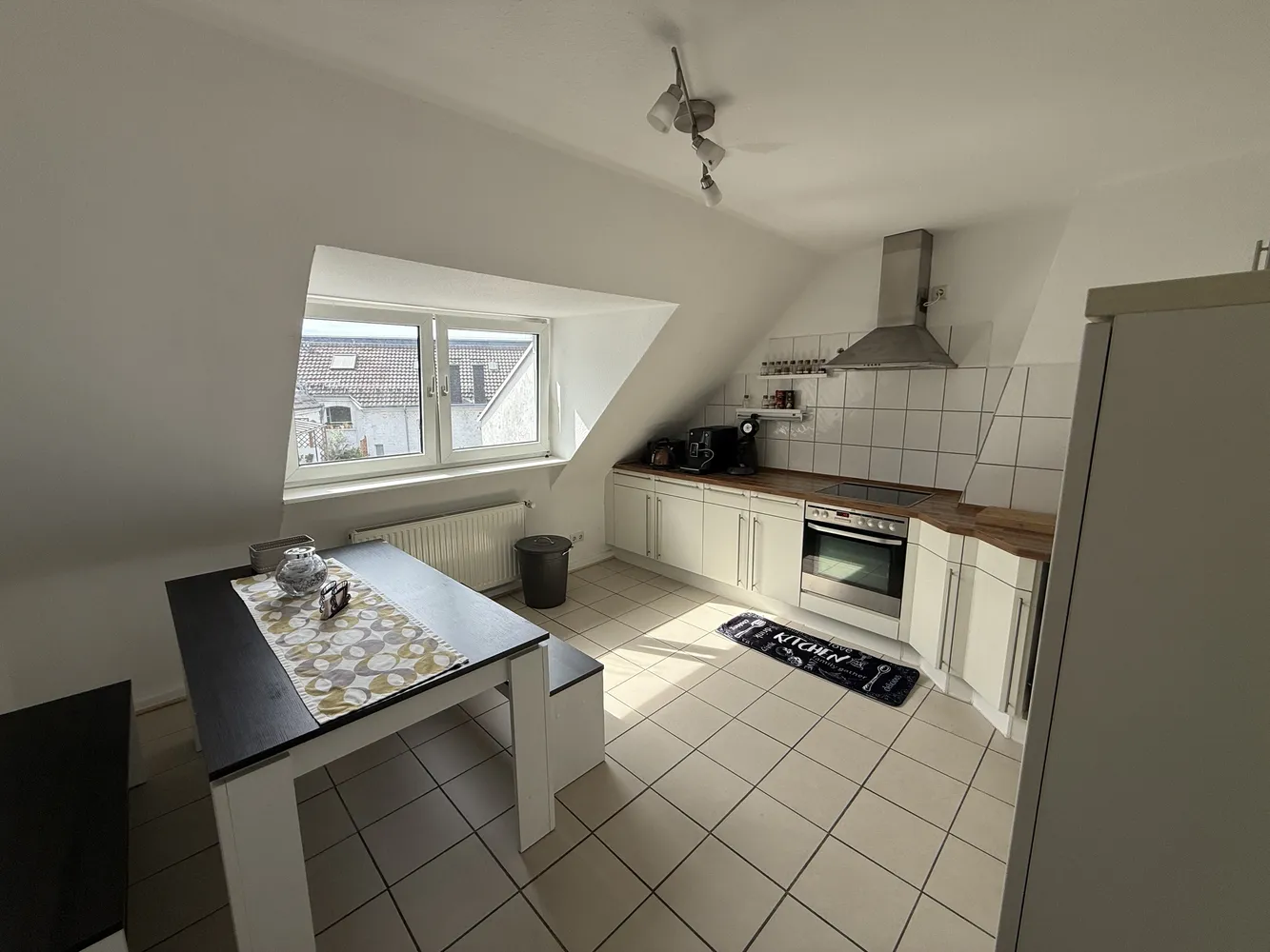 2 Zimmer Wohnung mit 80 m² in Düsseldorf – Bild 5