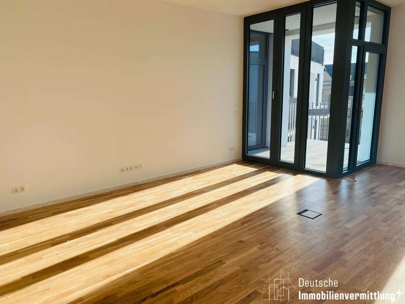 2 Zimmer Wohnung mit 117 m² in Leipzig – Bild 2