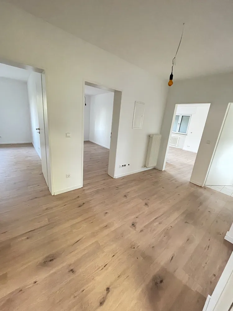 3 Zimmer Wohnung mit 99 m² in Wiesbaden – Bild 3