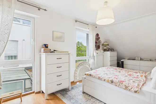 7 Zimmer Haus mit 221 m² in Düsseldorf – Bild 10