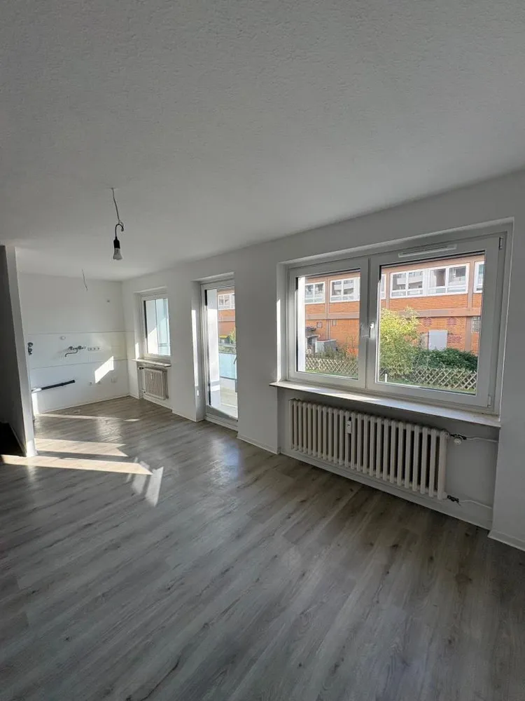 1 room apartment with 38 m² in Hanover – Photo 1