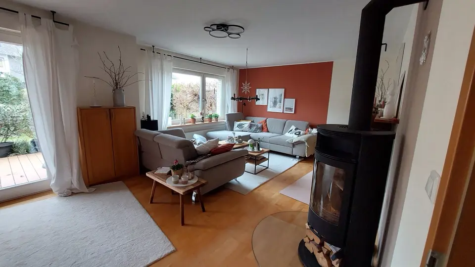 6 Zimmer Haus mit 140 m² in Bielefeld – Bild 1