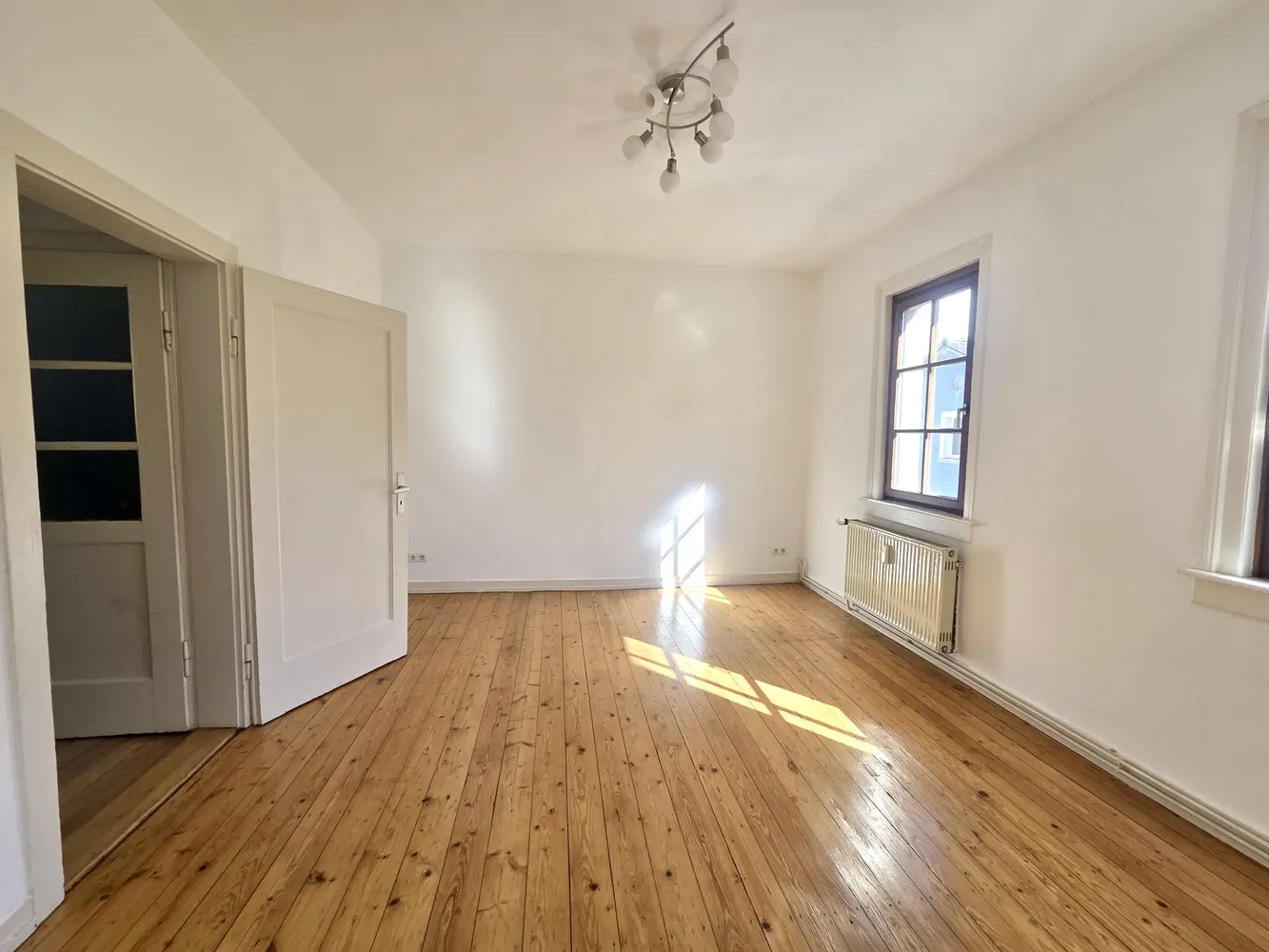 2 room apartment with 42 m² in Frankfurt am Main – Photo 1