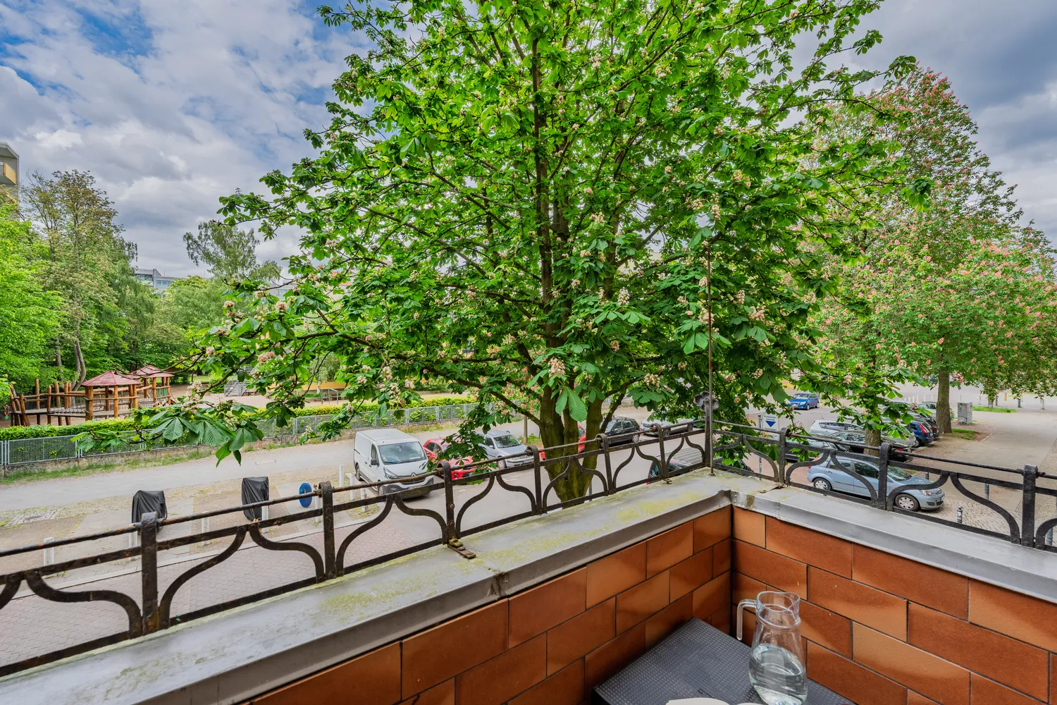 2 room apartment with 64 m² in Berlin – Photo 12