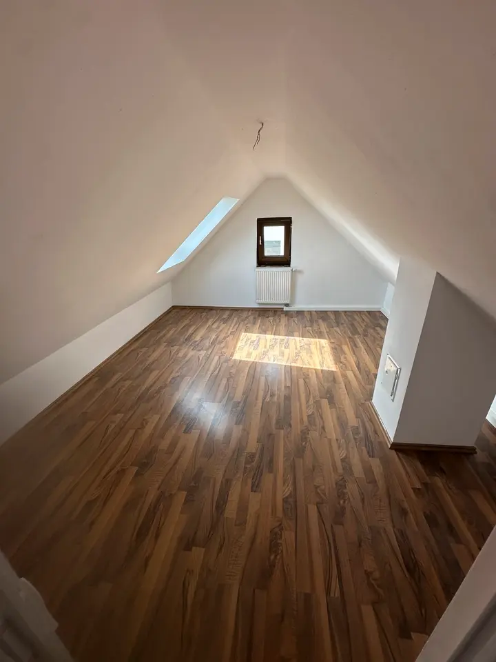 5 Zimmer Wohnung mit 125 m² in Erlangen – Bild 10