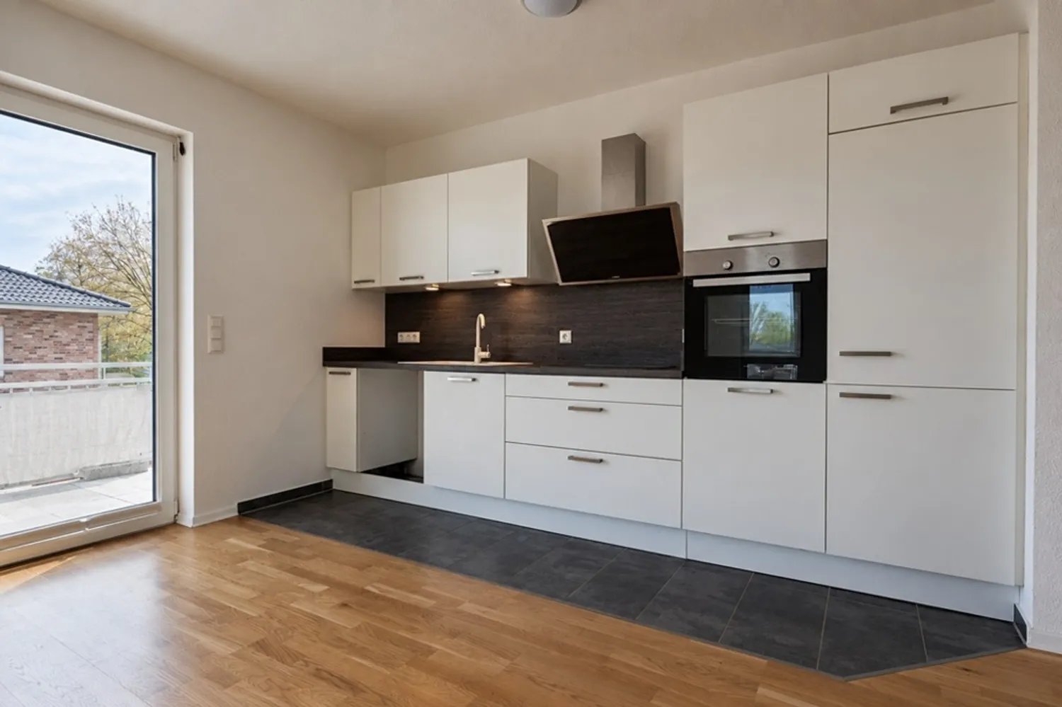 2 room apartment with 61 m² in Pinneberg – Photo 1