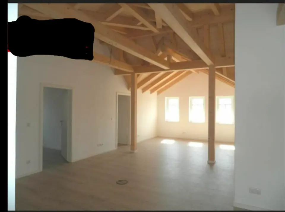 4 Zimmer Wohnung mit 119 m² in Rudolstadt – Bild 1