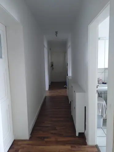 4 Zimmer Wohnung mit 80 m² in Köln – Bild 1