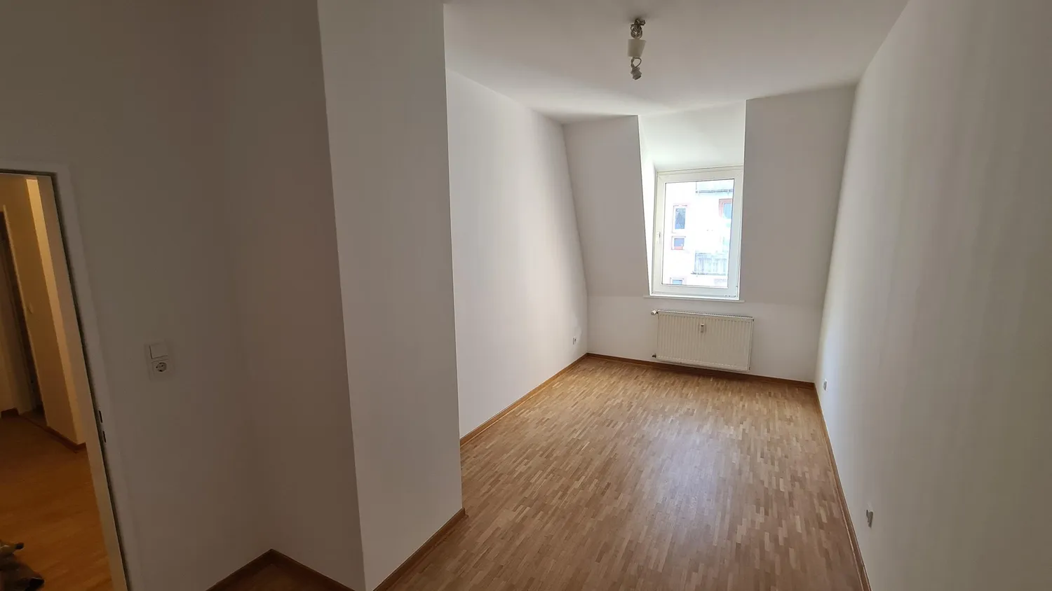 2 Zimmer Wohnung mit 60 m² in Frankfurt am Main – Bild 4