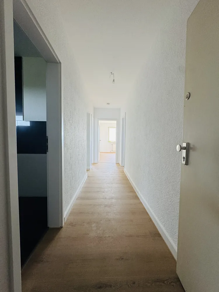 4 Zimmer Wohnung mit 70 m² in Duisburg – Bild 2