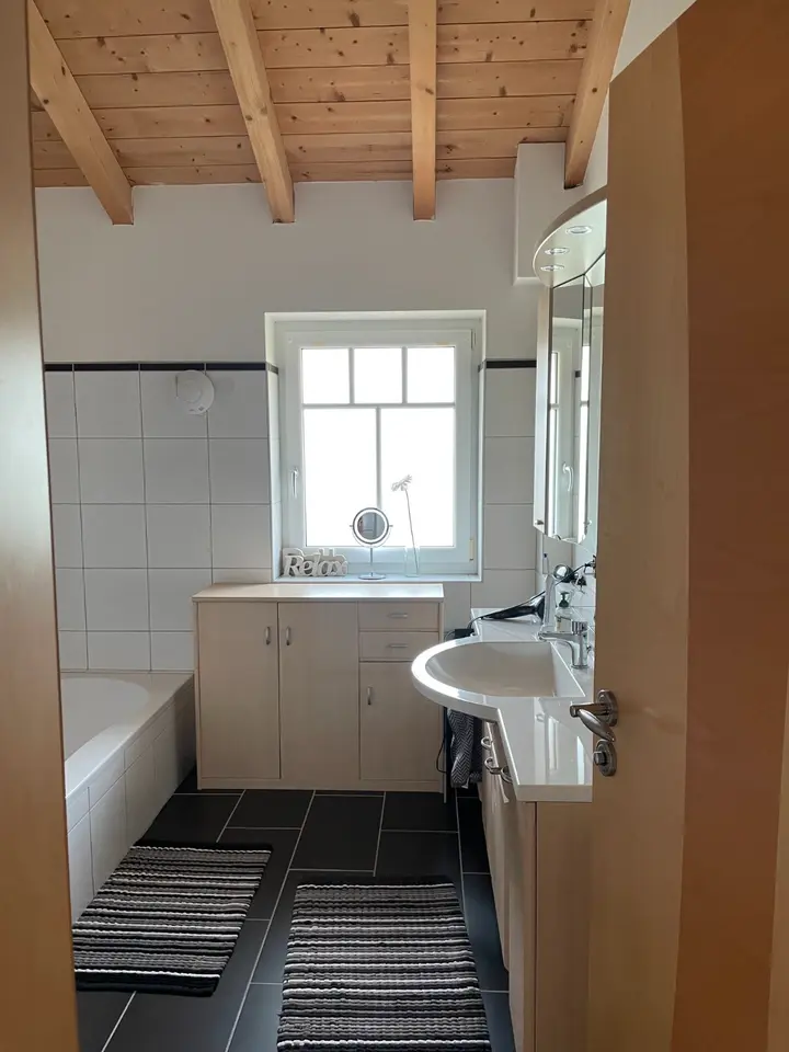 3 Zimmer Wohnung mit 110 m² in Traunstein – Bild 2