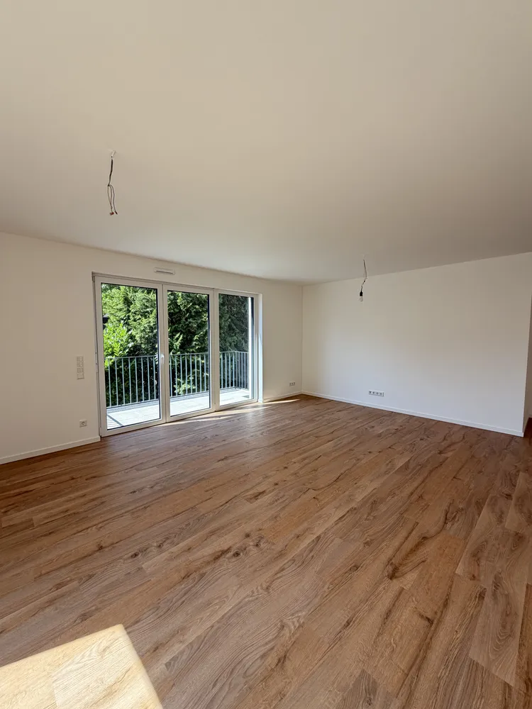 2 Zimmer Wohnung mit 85 m² in Bergisch Gladbach – Bild 2