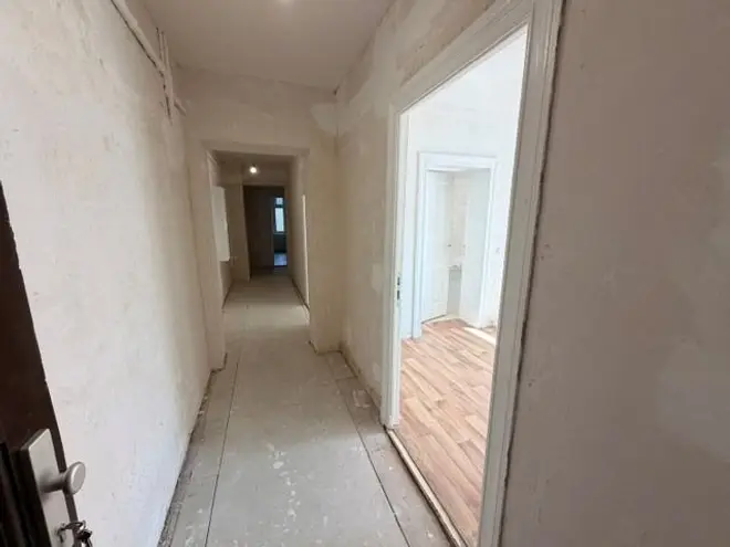 3 Zimmer Wohnung mit 109 m² in Berlin – Bild 2