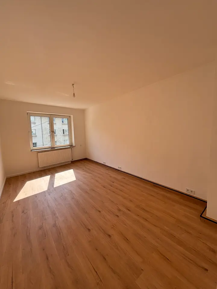 3 Zimmer Wohnung mit 70 m² in Düsseldorf – Bild 1
