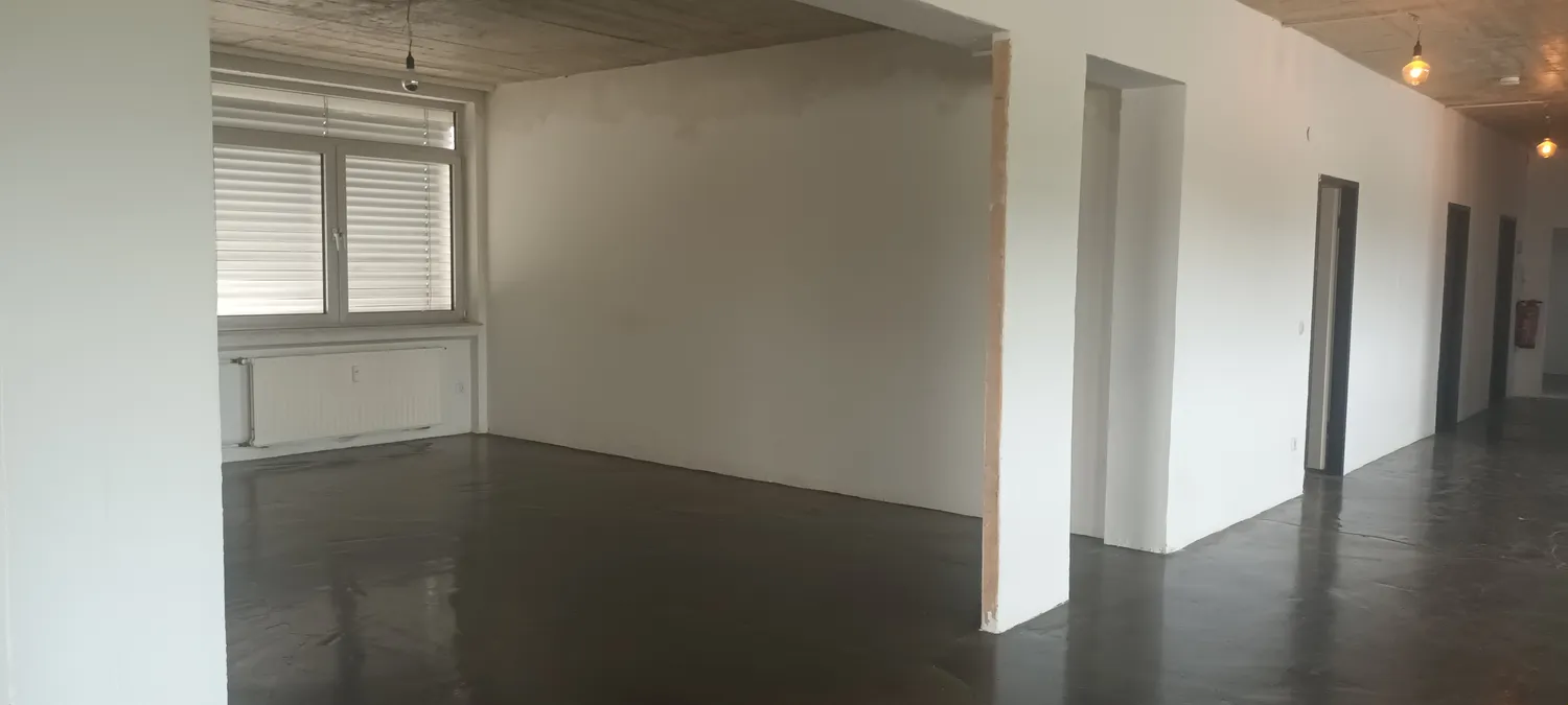 6 Zimmer Wohnung mit 237 m² in Frankfurt am Main – Bild 6
