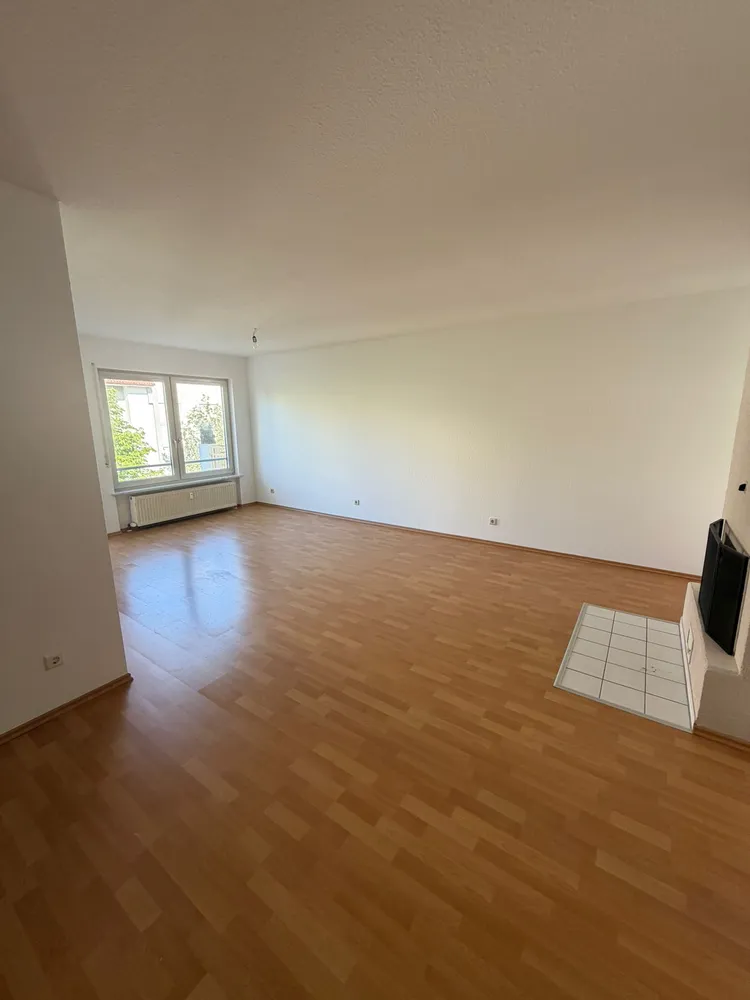 3 room apartment with 72 m² in Dietzenbach – Photo 2