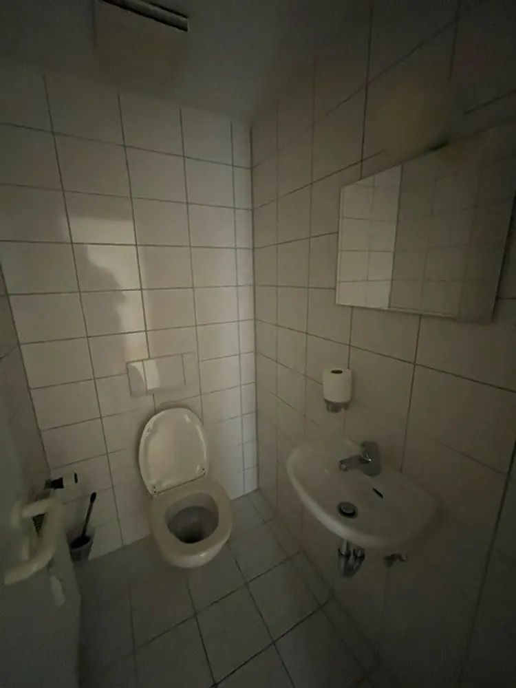 2 Zimmer Wohnung mit 115 m² in Duisburg – Bild 8