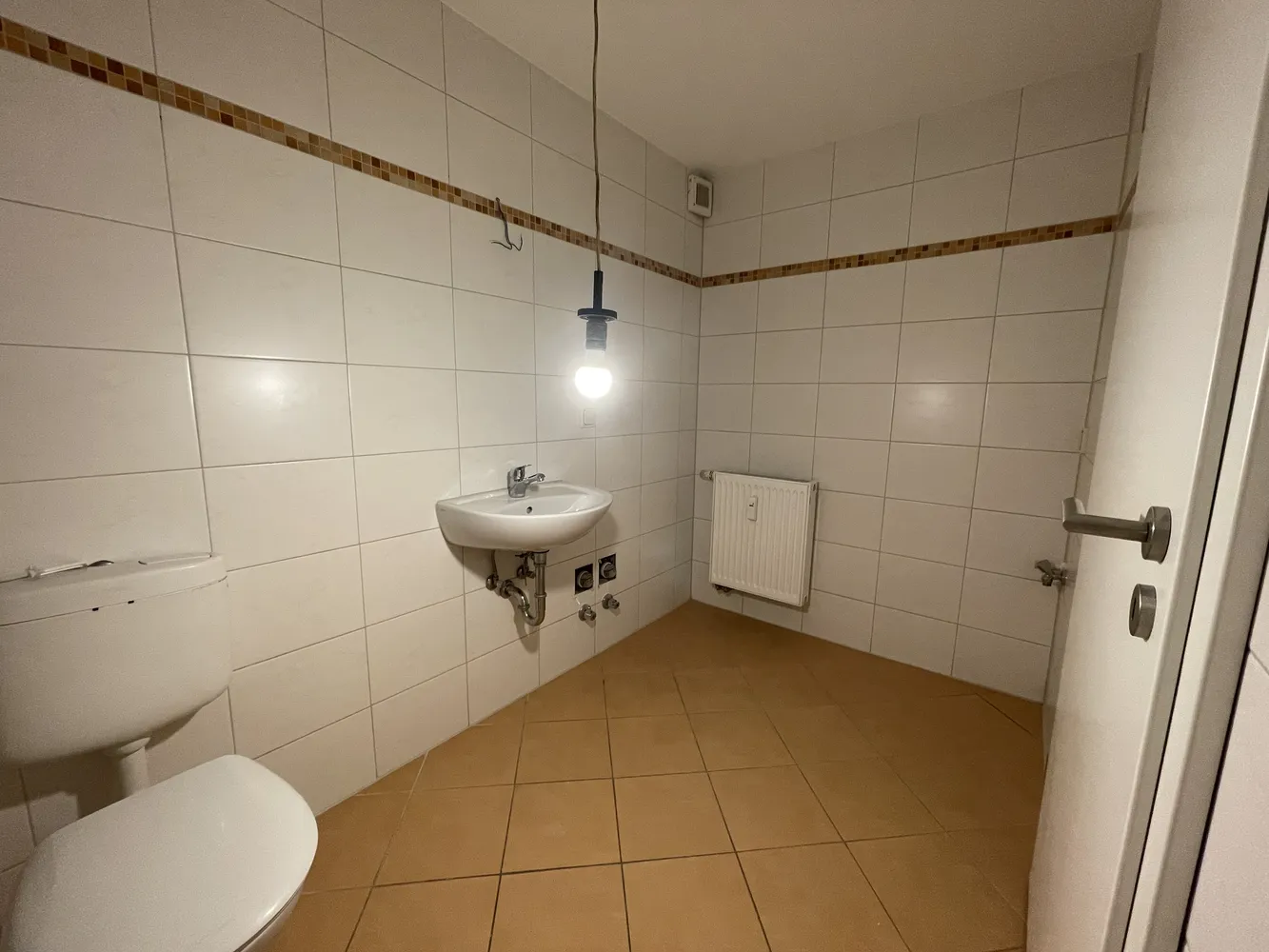 2 Zimmer Wohnung mit 71 m² in Altenburg – Bild 8