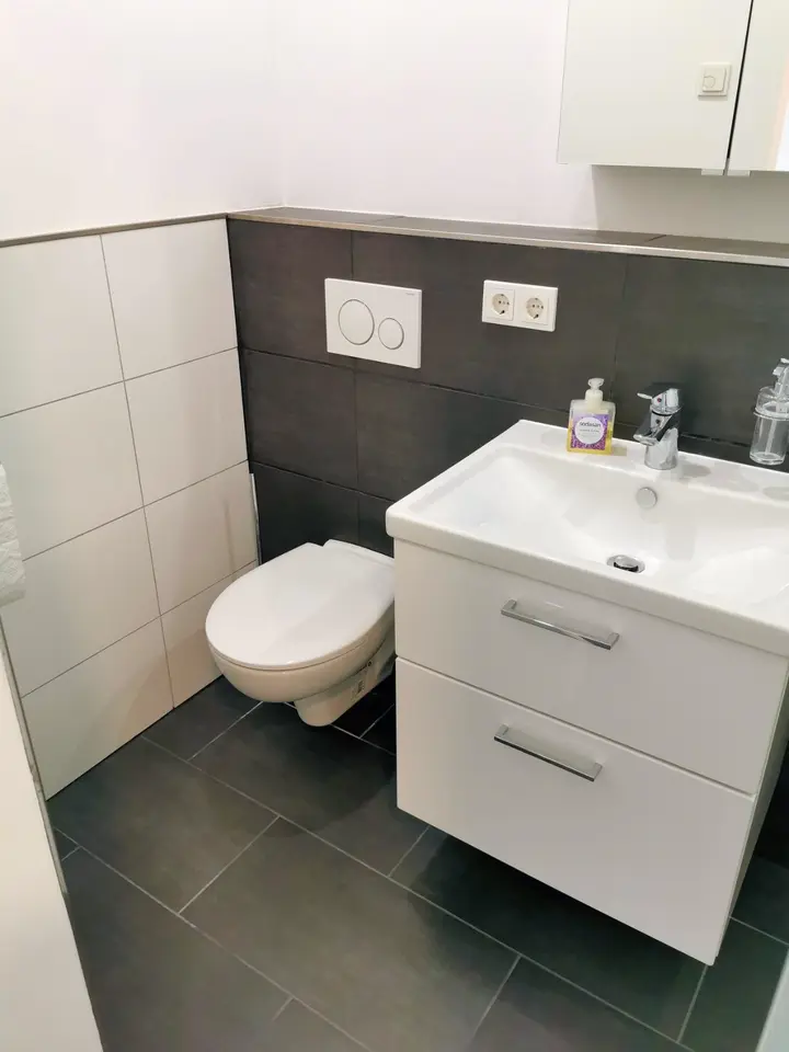2 Zimmer Wohnung mit 21 m² in Saarbrücken – Bild 4