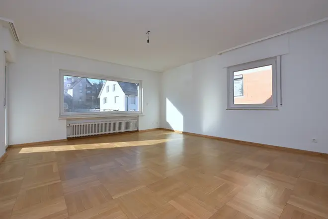 4 Zimmer Wohnung mit 120 m² in Stuttgart – Bild 1